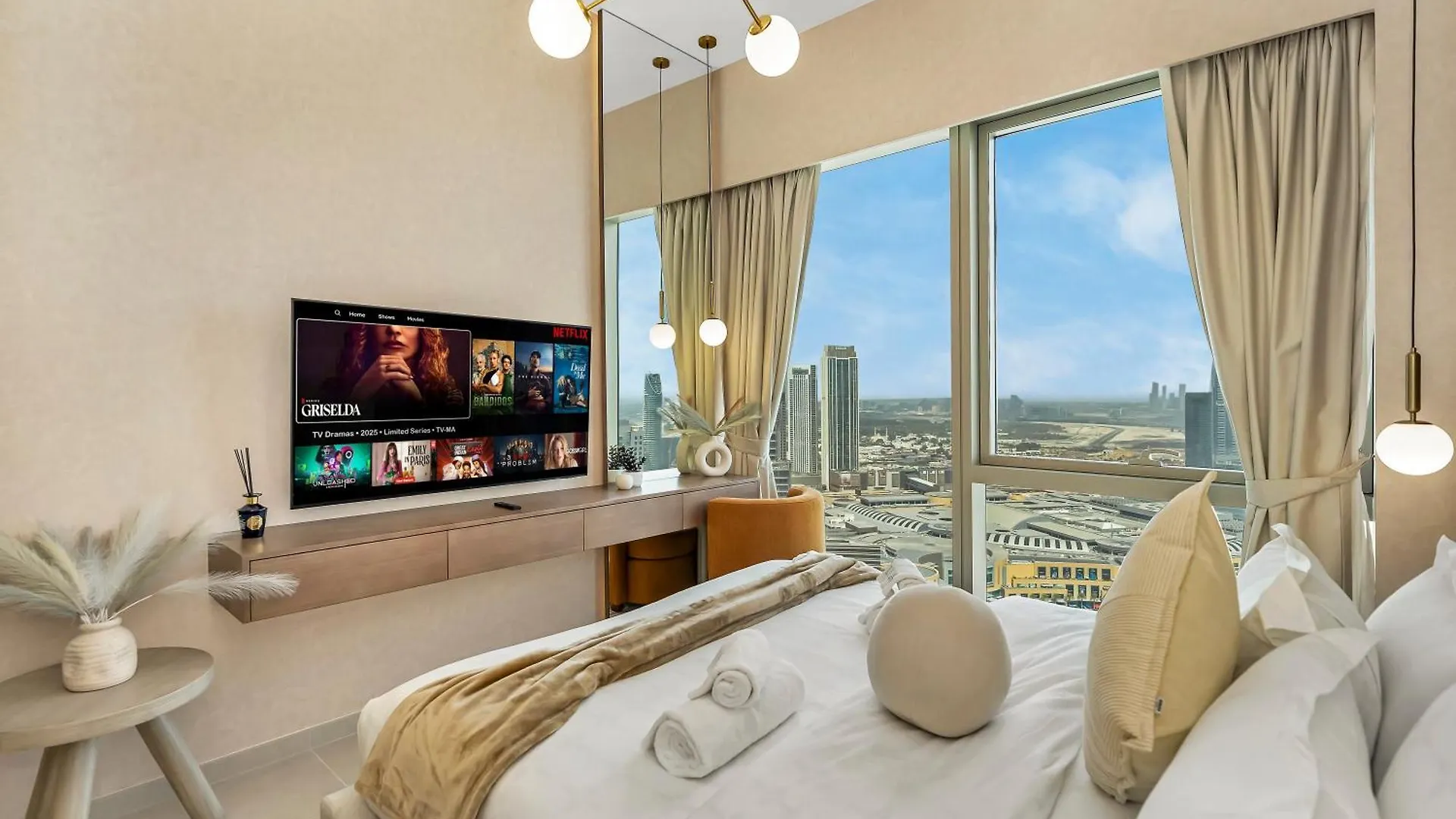Crown Jewel 2 Bedroom Apartments I Iconic Burj Khalifa And Fountain Views I Free Parking, Gym, Pool, Wi-Fi And Ps5 I By Skyline Serenity Dubaj Spojené arabské emiráty