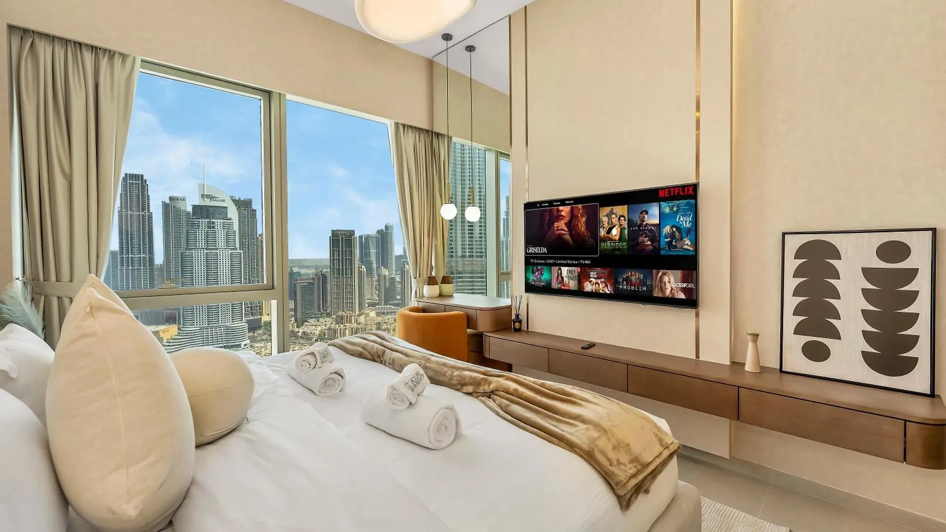 Crown Jewel 2 Bedroom Apartments I Iconic Burj Khalifa And Fountain Views I Free Parking, Gym, Pool, Wi-Fi And Ps5 I By Skyline Serenity Dubaj