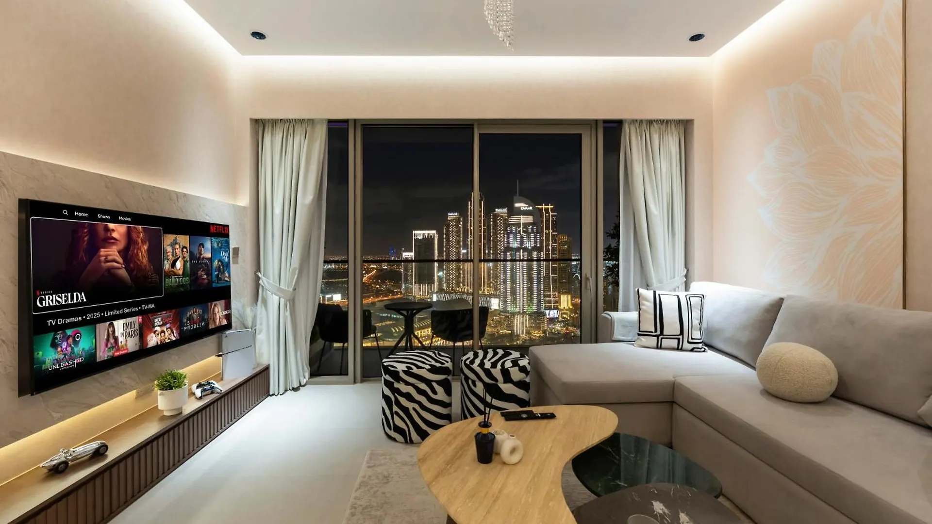 Crown Jewel 2 Bedroom Apartments I Iconic Burj Khalifa And Fountain Views I Free Parking, Gym, Pool, Wi-Fi And Ps5 I By Skyline Serenity Dubaj Spojené arabské emiráty